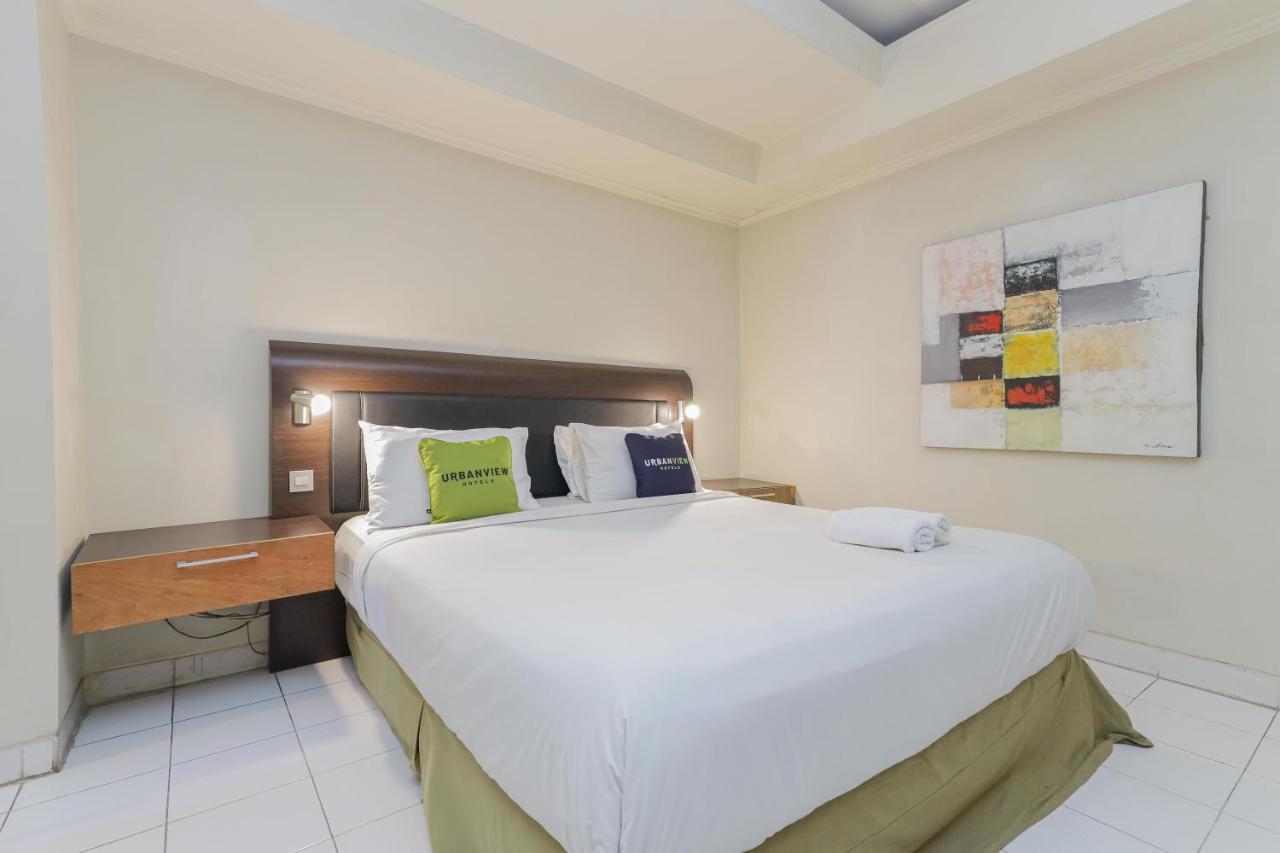 Urbanview Hotel Taman Suci Denpasar  Ngoại thất bức ảnh