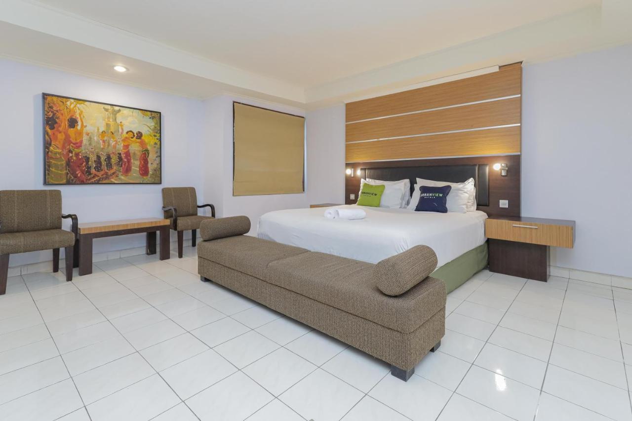 Urbanview Hotel Taman Suci Denpasar  Ngoại thất bức ảnh