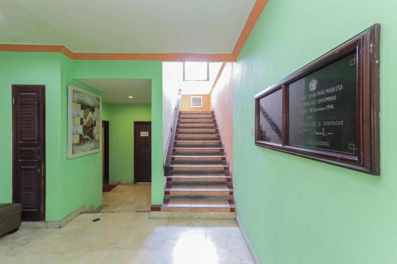 Urbanview Hotel Taman Suci Denpasar  Ngoại thất bức ảnh