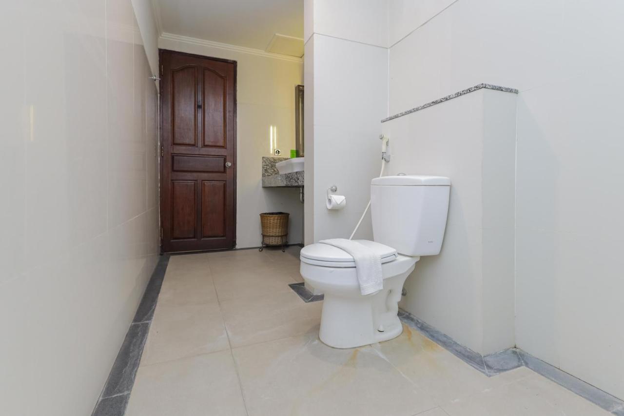 Urbanview Hotel Taman Suci Denpasar  Ngoại thất bức ảnh
