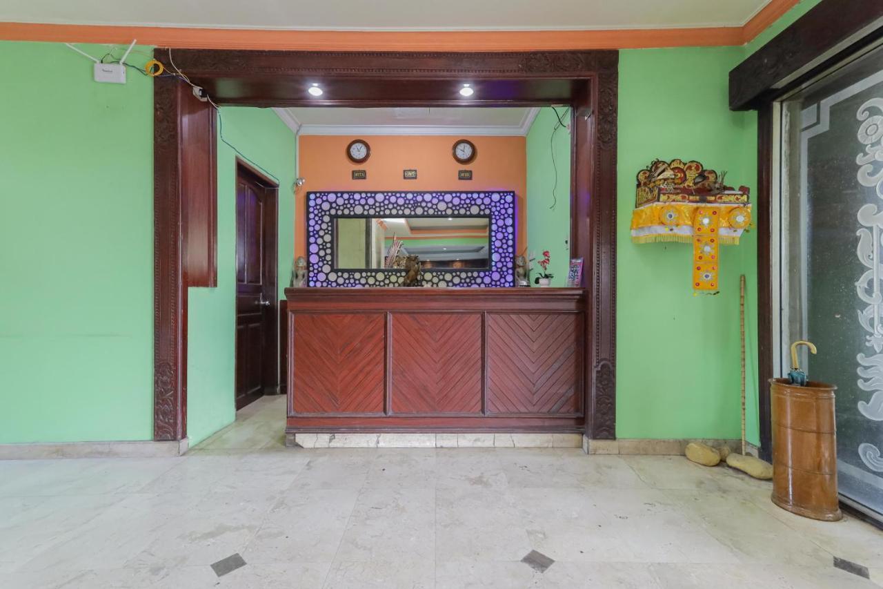 Urbanview Hotel Taman Suci Denpasar  Ngoại thất bức ảnh