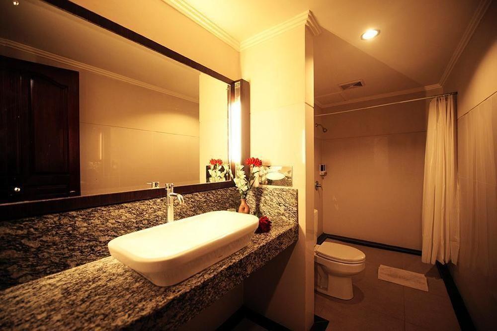 Urbanview Hotel Taman Suci Denpasar  Phòng bức ảnh