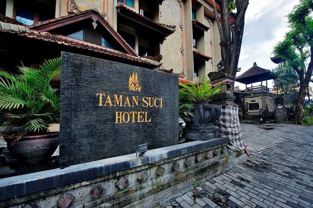 Urbanview Hotel Taman Suci Denpasar  Ngoại thất bức ảnh