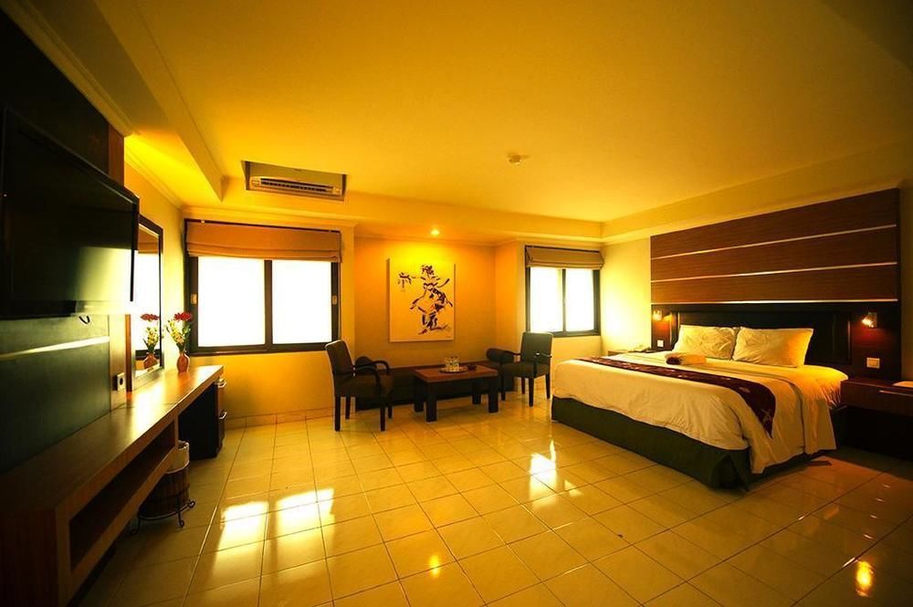 Urbanview Hotel Taman Suci Denpasar  Ngoại thất bức ảnh