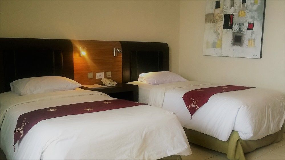 Urbanview Hotel Taman Suci Denpasar  Ngoại thất bức ảnh
