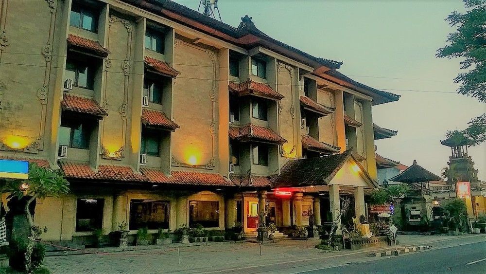 Urbanview Hotel Taman Suci Denpasar  Ngoại thất bức ảnh